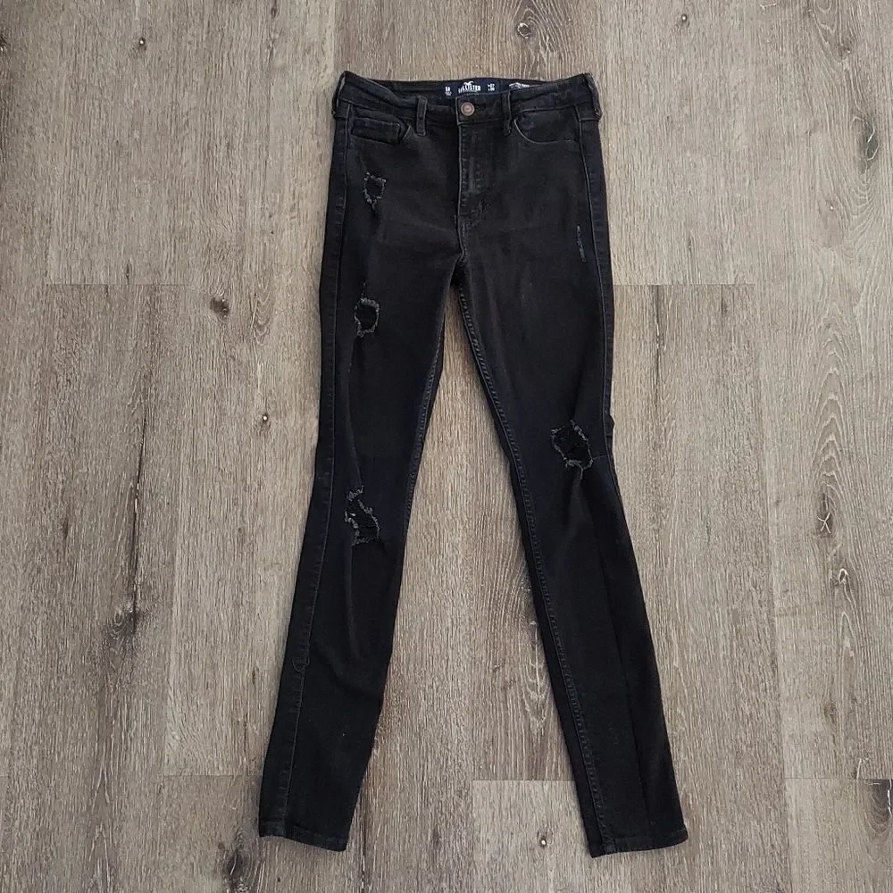 Hollister Black High-Rise Super Skinny Distressed Jeans Size 5